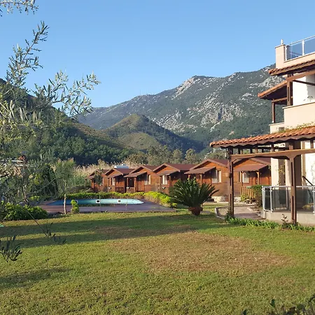 Casa de hóspedes Ada 3*