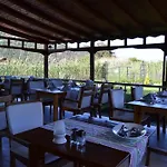Konukevi Ada 3*